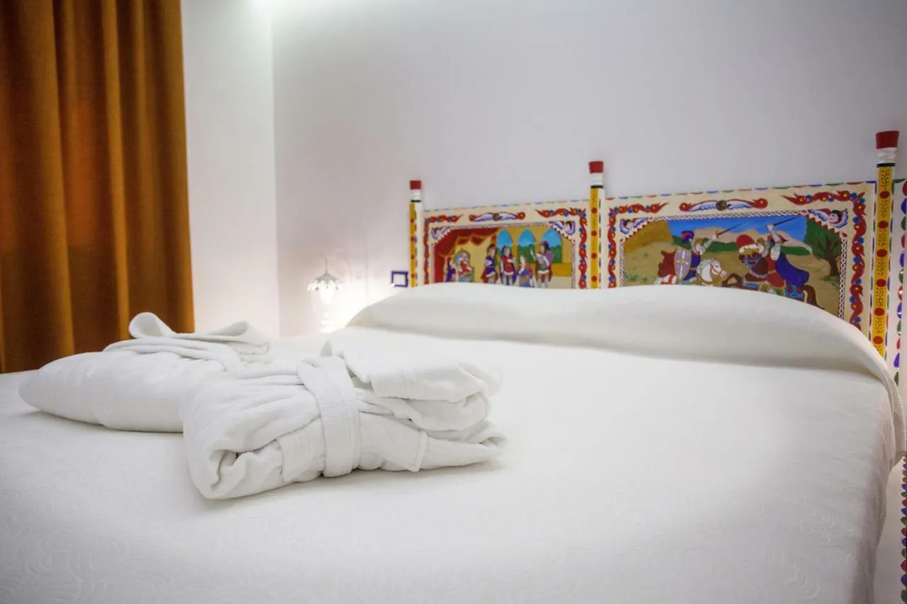 Bed and Breakfast Tra Le Braccia di Morfeo Terrasini Bed & Breakfast