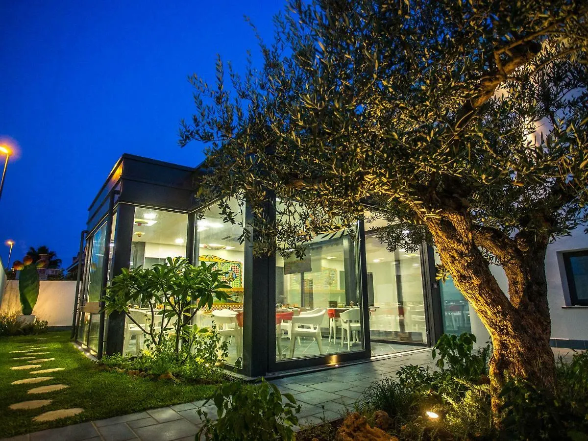 Bed and Breakfast Tra Le Braccia di Morfeo Terrasini Bed & Breakfast